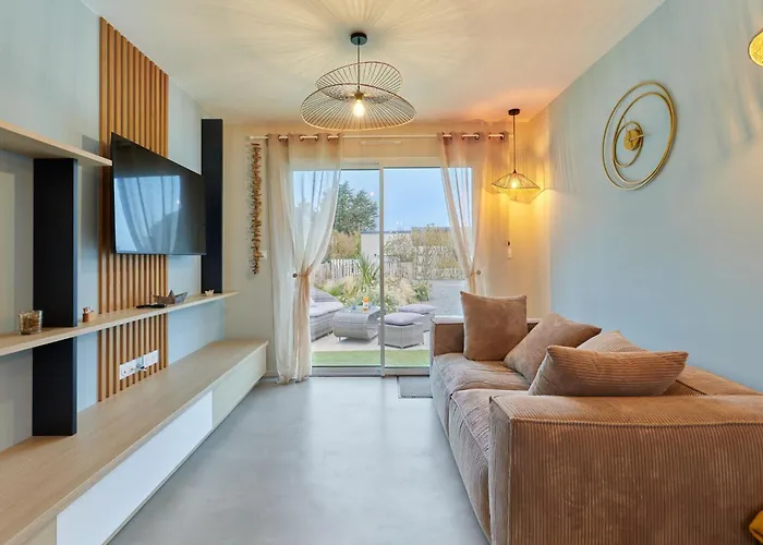 Holiday home Saro By Interhome